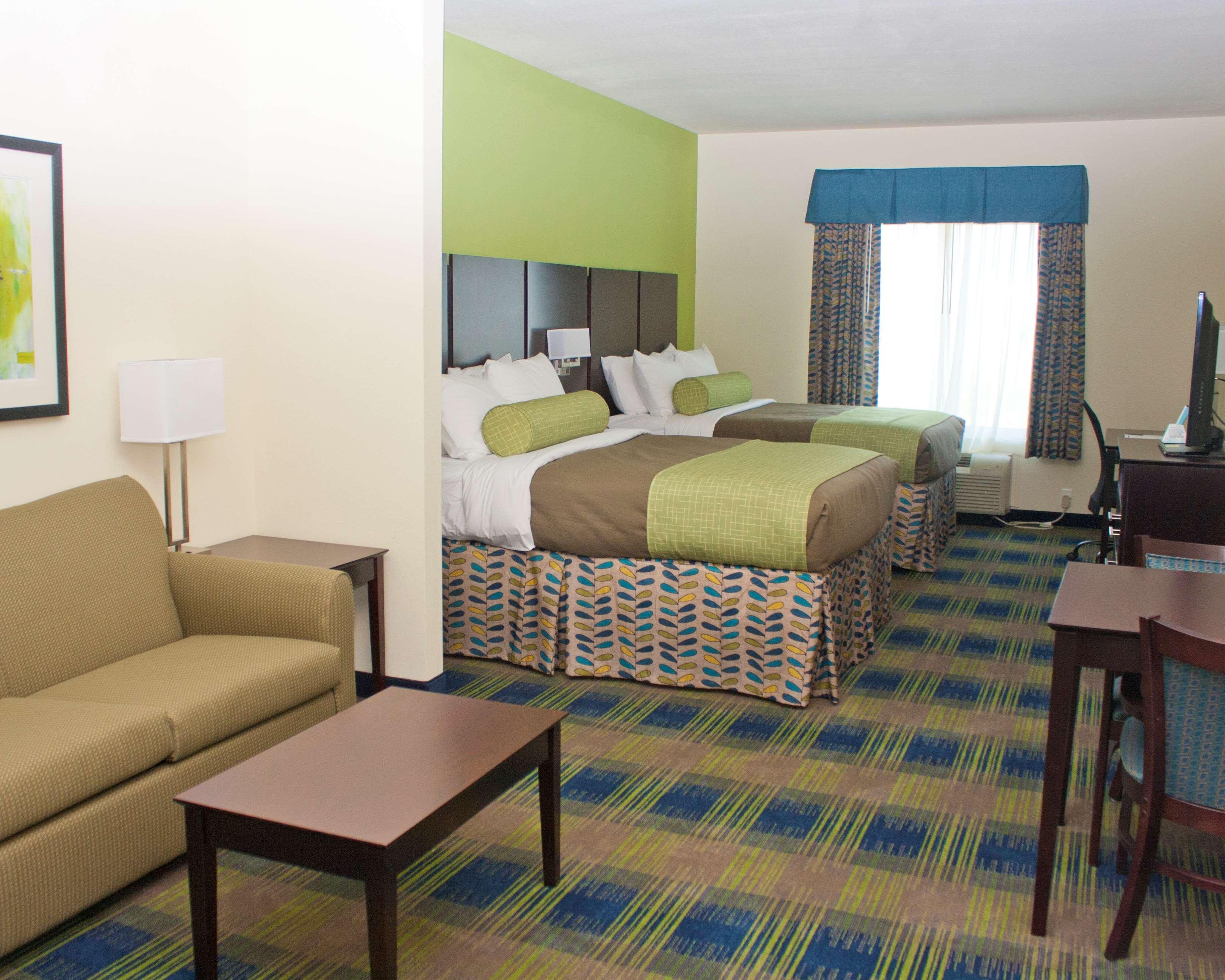 Best Western Plus Pratt Ngoại thất bức ảnh