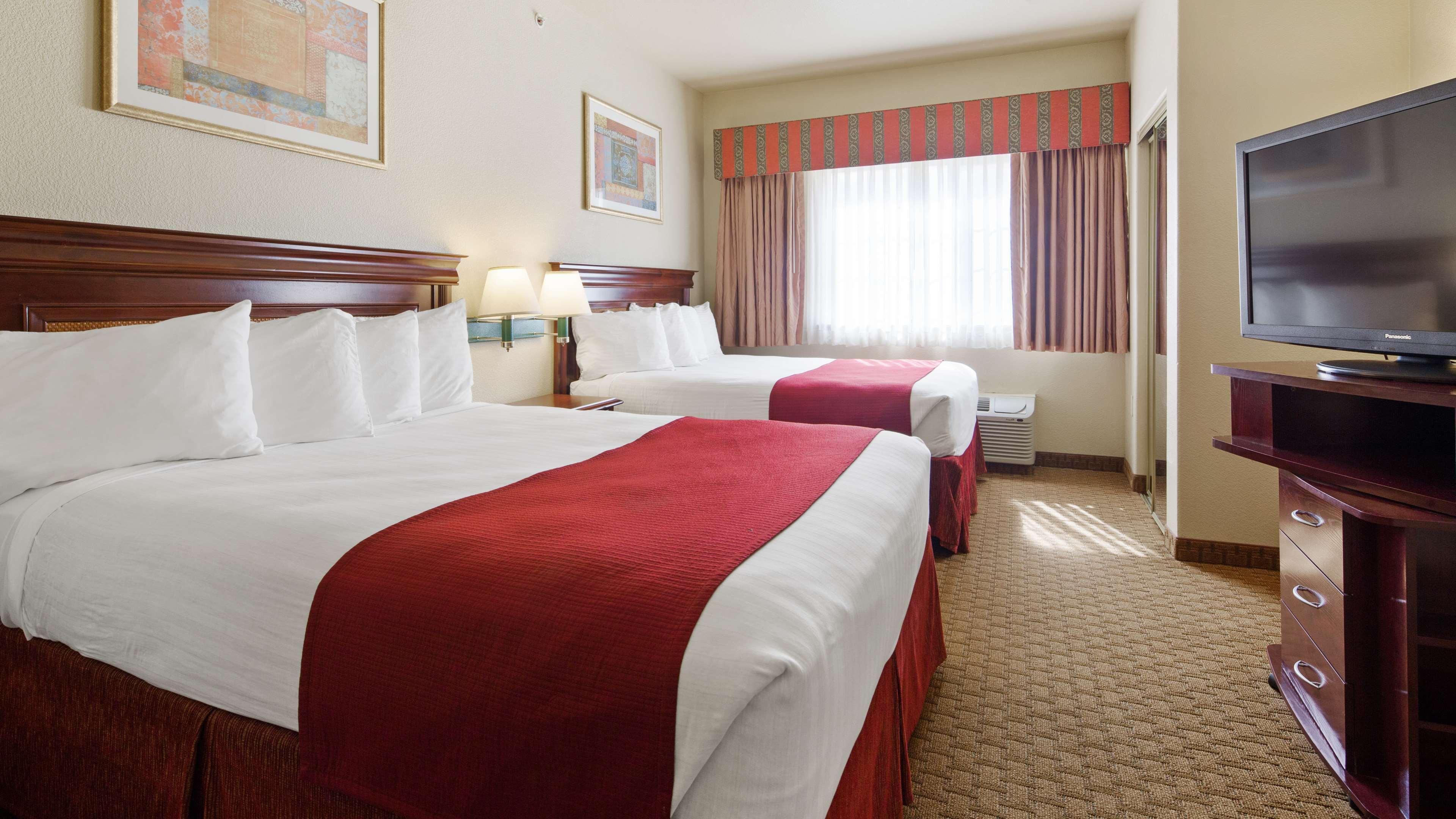 Best Western Plus Pratt Ngoại thất bức ảnh