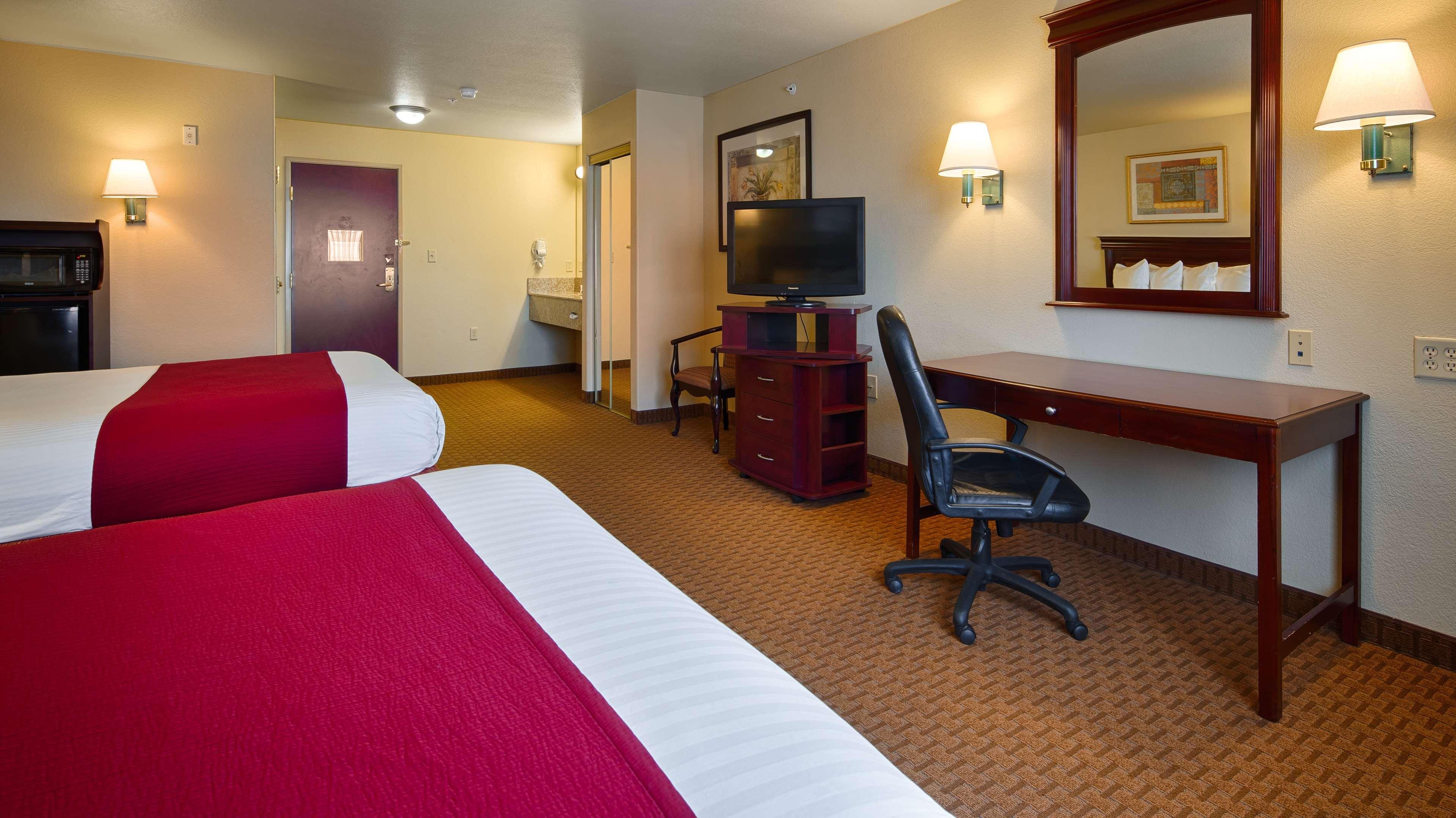 Best Western Plus Pratt Ngoại thất bức ảnh