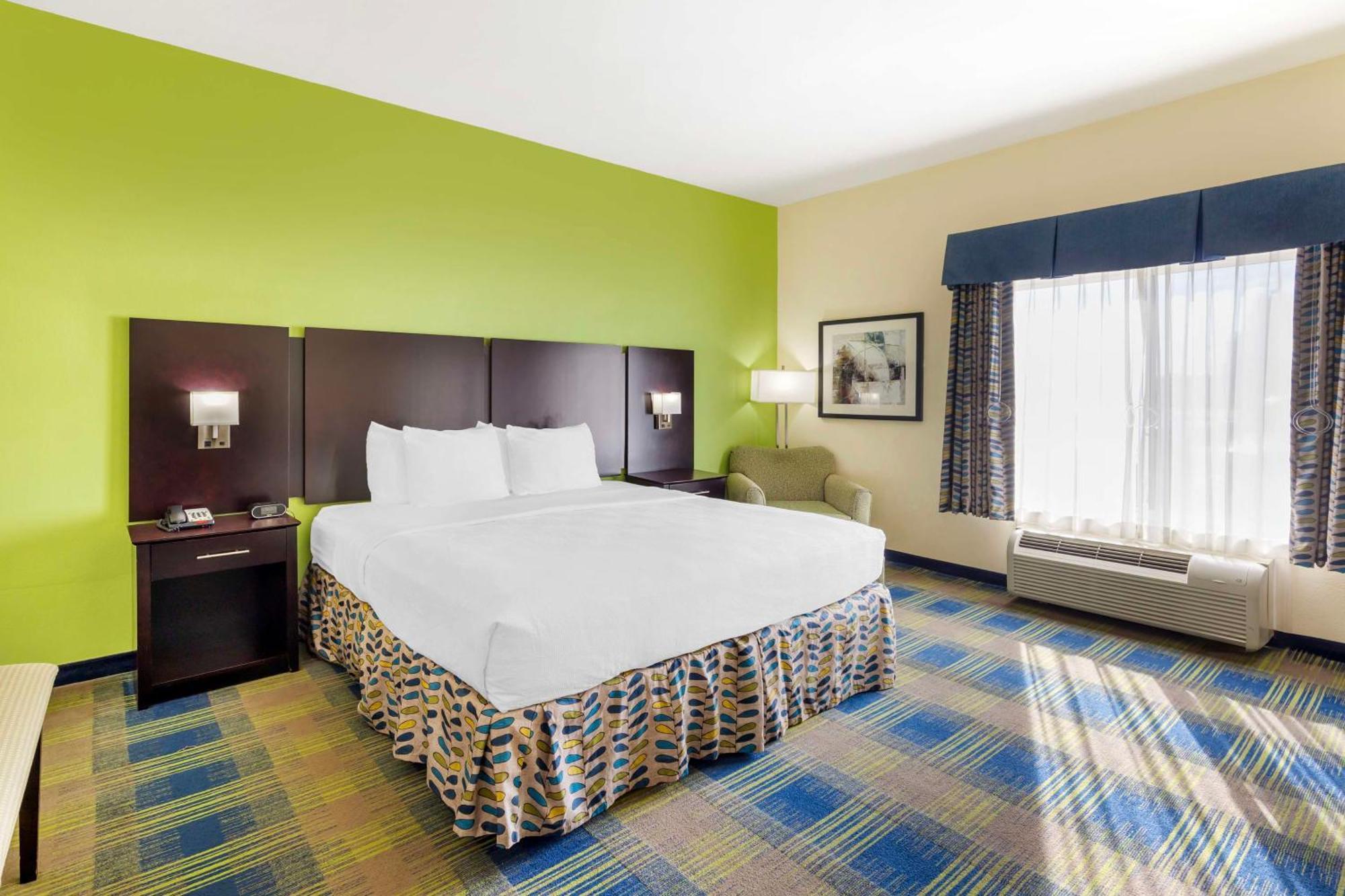 Best Western Plus Pratt Ngoại thất bức ảnh
