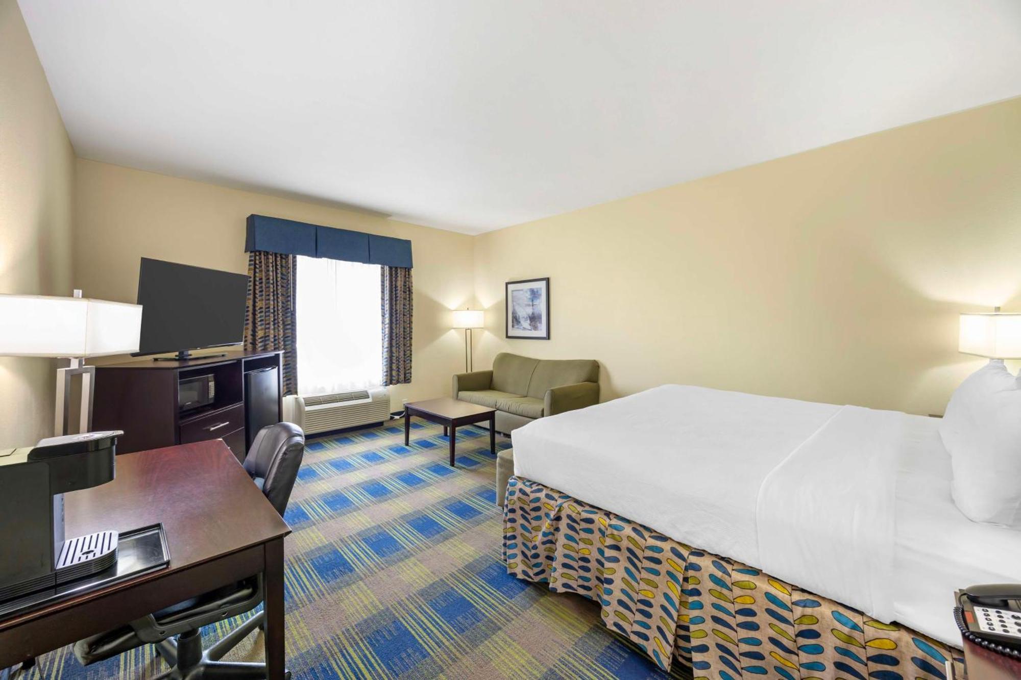 Best Western Plus Pratt Ngoại thất bức ảnh