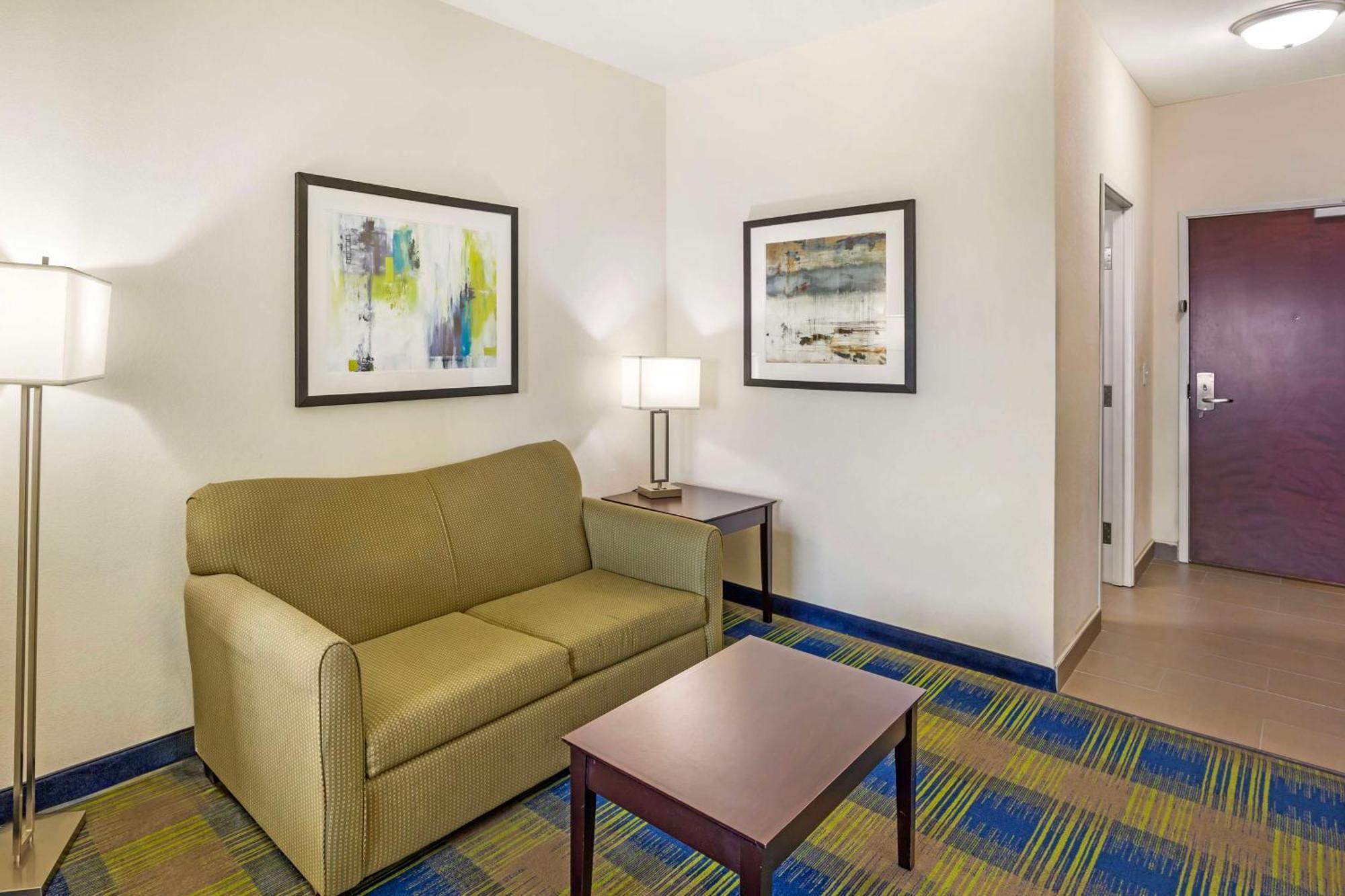 Best Western Plus Pratt Ngoại thất bức ảnh