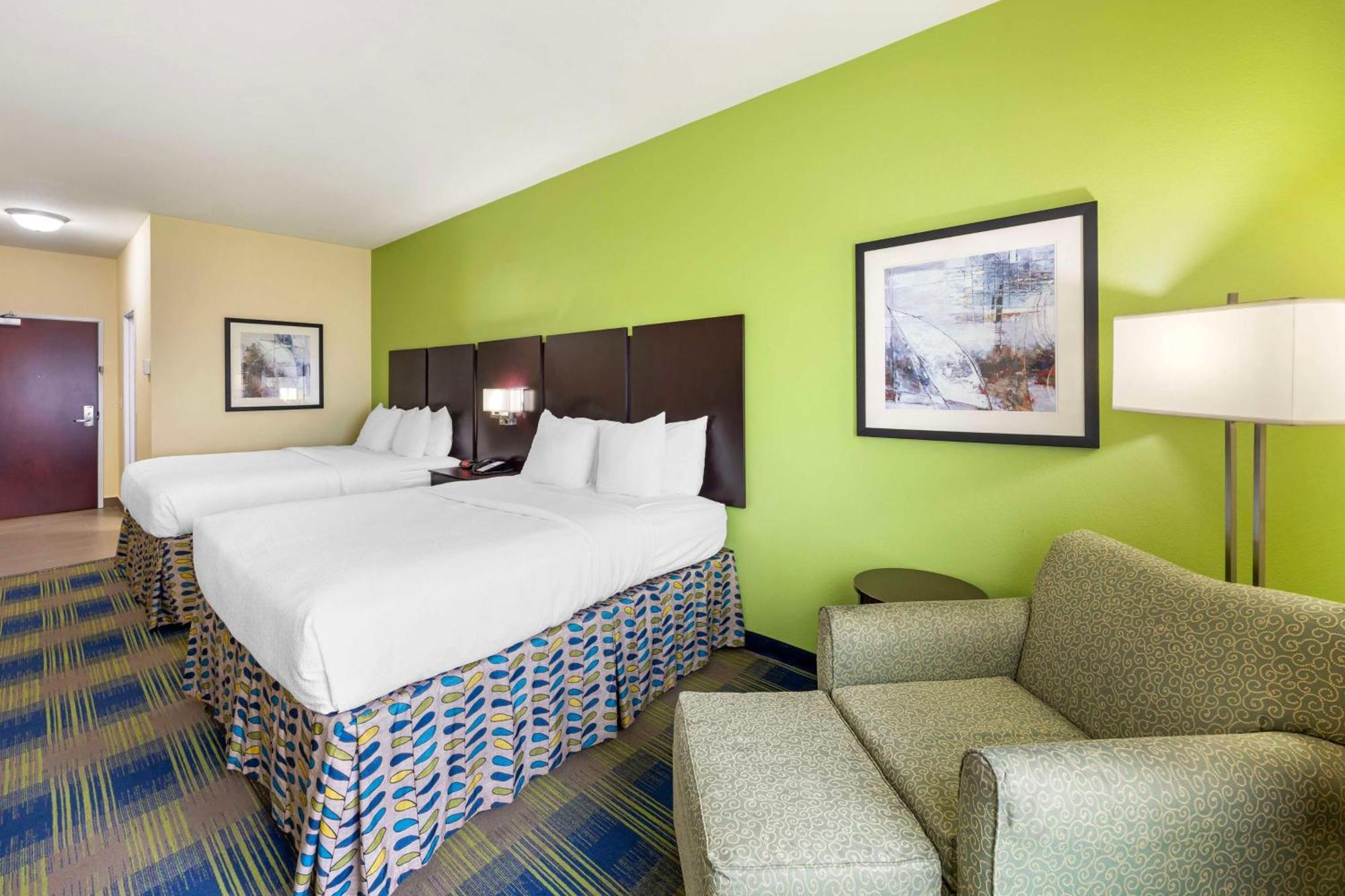 Best Western Plus Pratt Ngoại thất bức ảnh