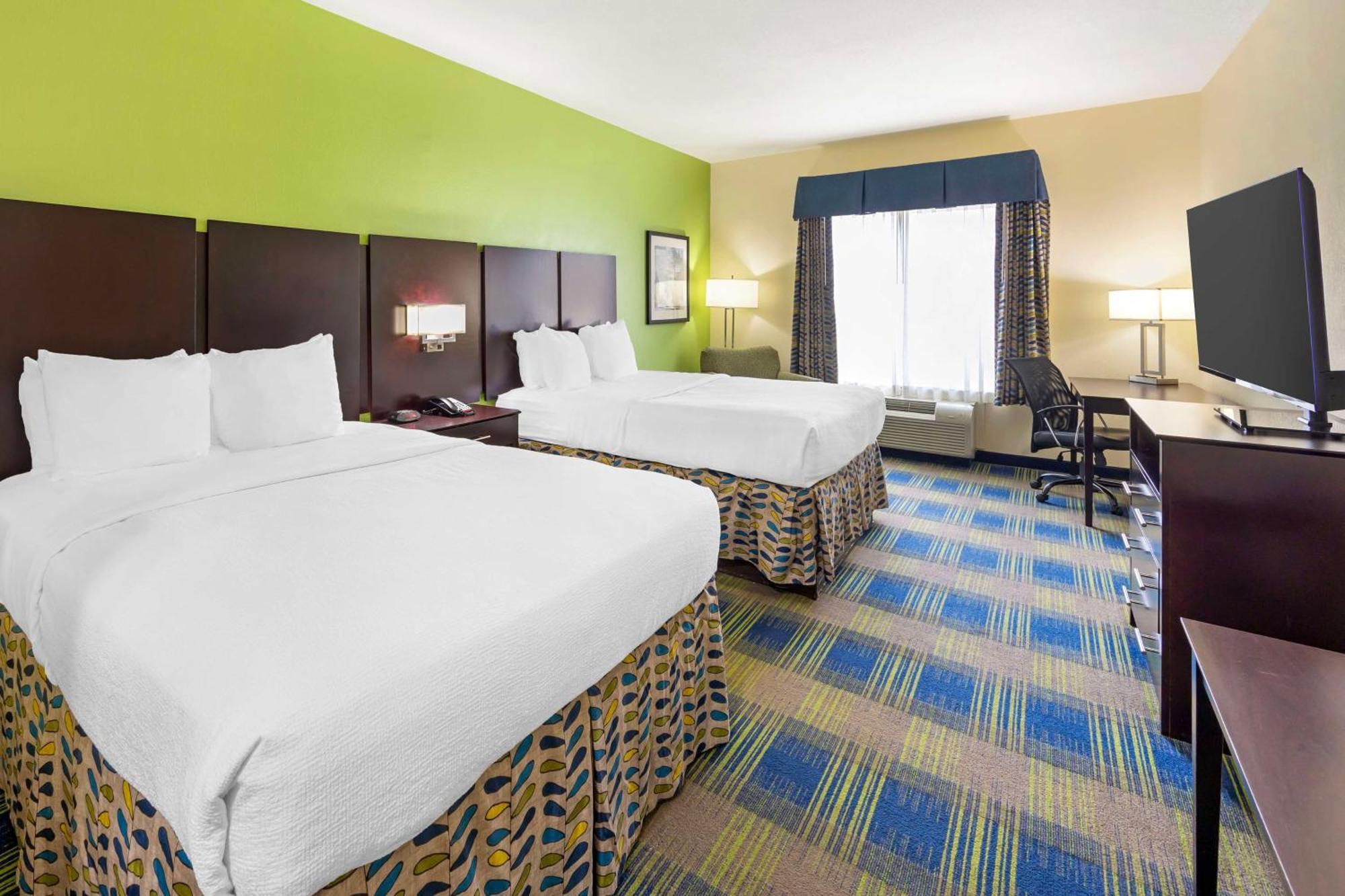 Best Western Plus Pratt Ngoại thất bức ảnh