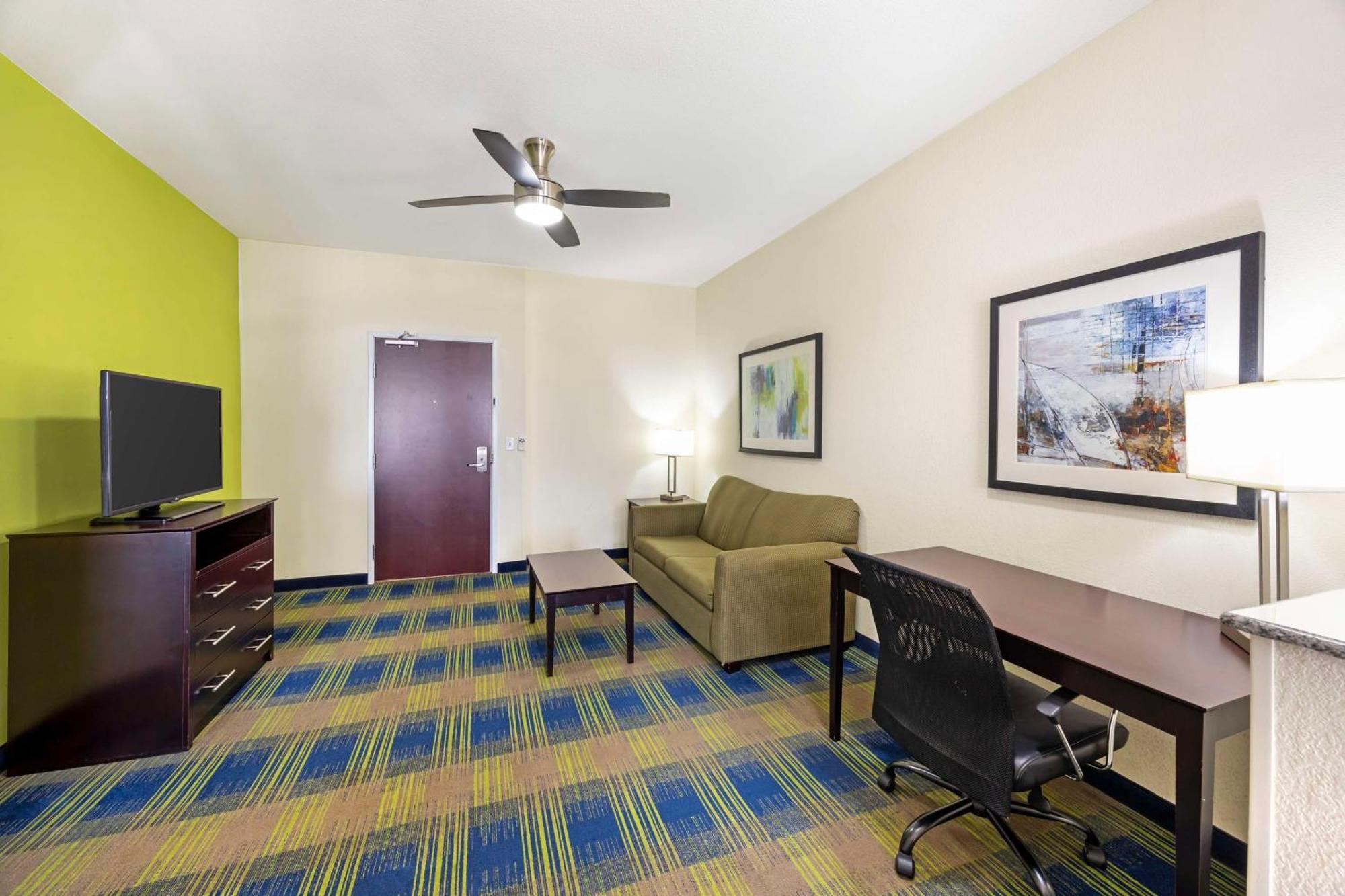 Best Western Plus Pratt Ngoại thất bức ảnh